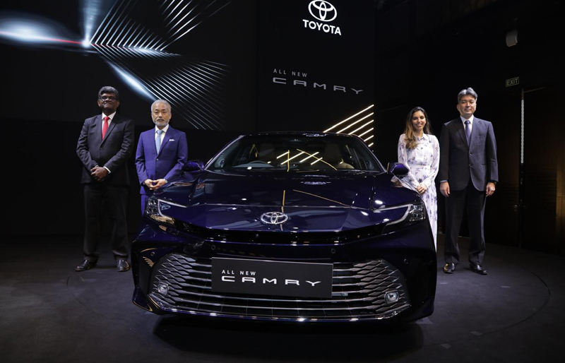Toyota Kirloskar Motor Unveils the All-New Camry Hybrid Electric Vehicle