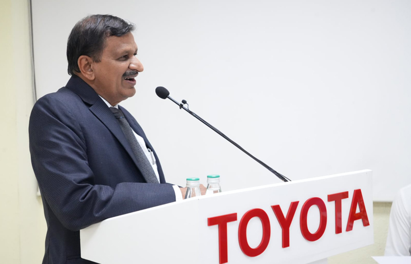 Toyota Kirloskar Motor Welcomes Dr. C.N. Manjunath Hon’ble MP, Bangalore Rural for Insightful Visit and Health Talk on 
                            Myths and Facts about Heart Health