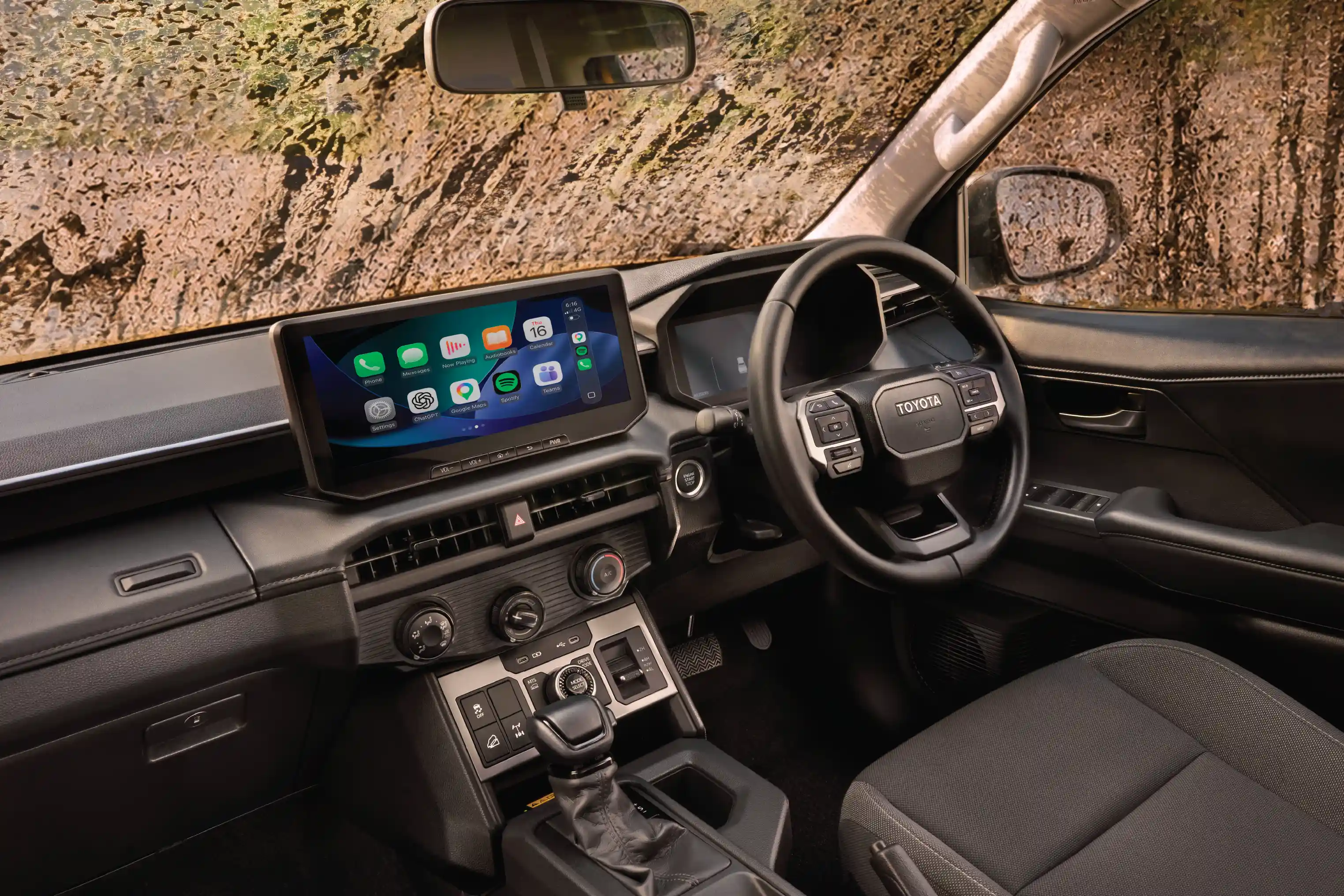 [ IMAGE - Hilux Interior ]