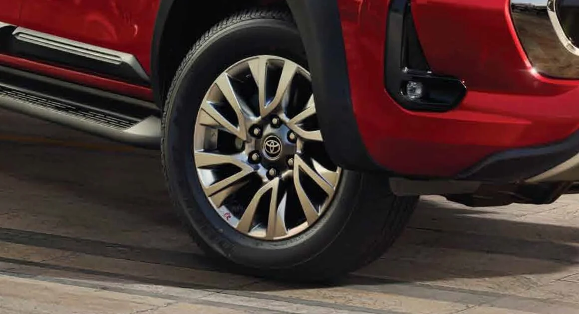 Super Chrome Alloy Wheel Design